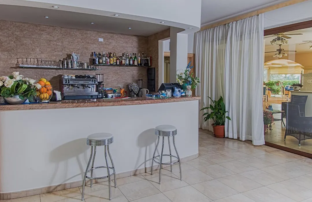 Hotel Ristorante Il Vascello-1